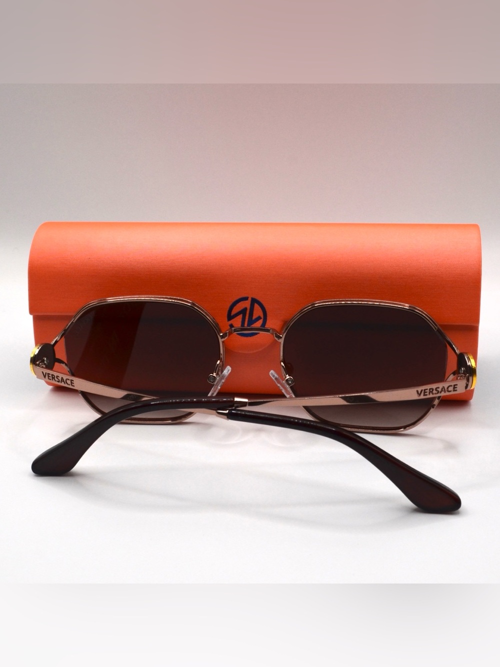Versace Women’s Sunglasses – Pink Bronze / Brown Gradient – New – 55-20-140 - Picture 16 of 16